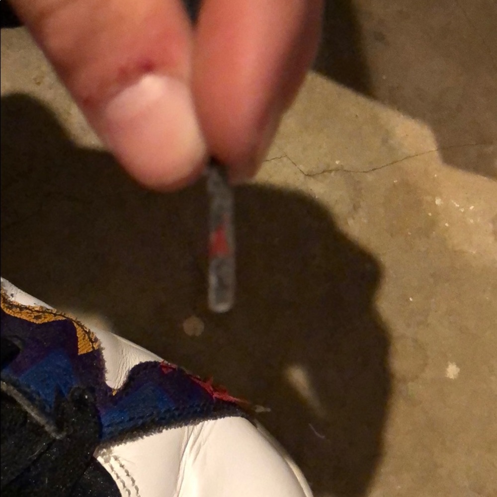 Jordan 6 “ ugly Christmas sweater” - Picture 6 of 8